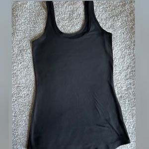 Black stretchy tank top
